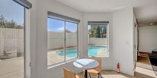 Furnished 4 bedroom home in the Lakes! Gallery 17