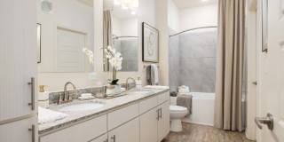 Avery at Turkey Creek Gallery 16