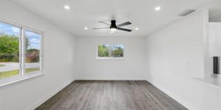 1867 NW 8th Ave Gallery 11