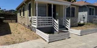 1/2 Off First Month's Rent, 3Bdrm, 1Bath 1/2 Off First Month's Rent, 3Bdrm, 1Bath Gallery 1