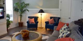 Barrington Park Ground Floor Condo 2/2 with Patio near Pool with Large Garage! Gallery 5