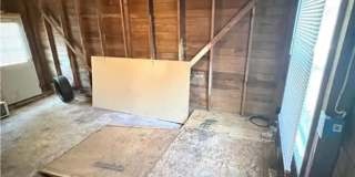 Room in 3 Bedroom Home at Remount Rd Gallery 12