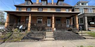 11 Cuyler Ave Gallery 1