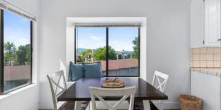 2 Bedroom Condo for Rent in Redding CA | Pool, Spa, Fireplace, Balcony Gallery 19