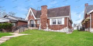 1616 Veronica Avenue Gallery 6