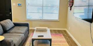 Room in 3 Bedroom Home at Pan Am Expy Gallery 4