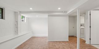 42 County Street Gallery 15