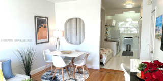 1007 Meridian Ave Gallery 1