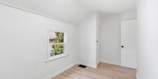 3-Bedroom Home with Modern Updates Gallery 19