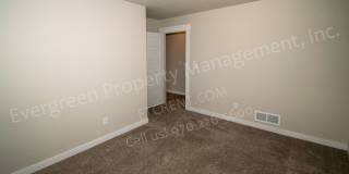 Stunning 3 Bedroom, 2.5 Bath Townhome in Beautiful Windsor! Gallery 23