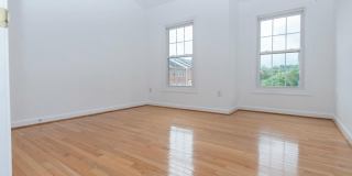 13559 FLOWERFIELD Gallery 16