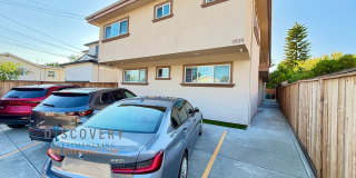 Midvale Ave. 3939 Gallery 1