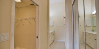 Annual Unfurnished 3rd Floor Condo in L Pavia with Community Pool! Gallery 19