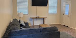 Furnished 3 bedroom, 2.5 bathroom, 2 car garage Gallery 5