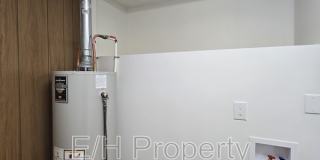 1121 Luther East Gallery 13