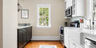 The Sweetgrass Suite- 251 Ashley Avenue, Unit C Gallery 12