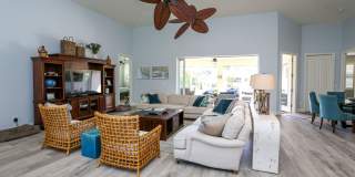 ***STUNNING POOL HOME***4BEDS / 4BATHS***GOLDEN SHORES***FURNISHED SEASONAL RENTAL*** Gallery 6