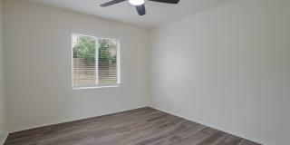 COLLEGE STUDENTS WELCOME! Rent this 2 bedroom, 2 bath condo near the airport. Gallery 13