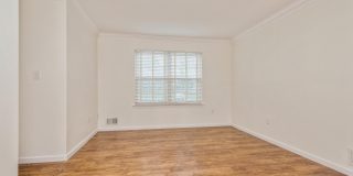 101 QUINCE Court Gallery 13