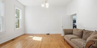 Beautiful Victorian Home for Lease in the Heart of Savannah Gallery 13