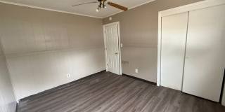 LARGE 4BR ONE LEVEL HOME WITH A GREAT FLOORPLAN.  TONS OF SPACE! Gallery 14