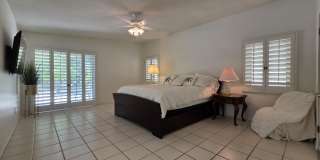 1303 N Rose Avenue Gallery 21