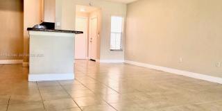 2557 Centergate Dr Gallery 4