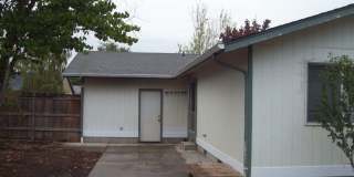 3bed 1bath House Gallery 17