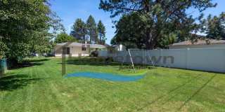 Spacious 4 Bedroom 2 Bath Duplex Unit in Hayden Gallery 26