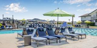 Harbor Point Waterfront Apartments Gallery 16