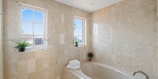 2442 Fisher Island Dr Gallery 24