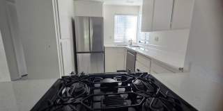 2 Bedroom Townhouse with Canyon views from two levels Gallery 9
