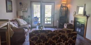 3 Bedroom, 2 Bath Duplex in North Side Iowa City Gallery 4