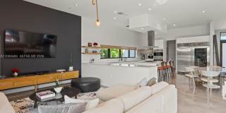 16650 Sunset Way Gallery 32