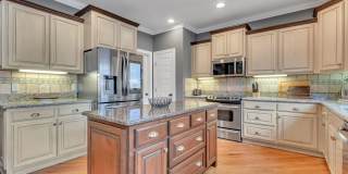 1016 Red Pepper Rdg. Gallery 12