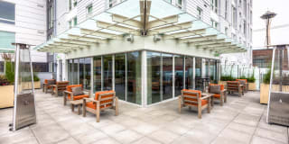 Mark on 8th Gallery 23