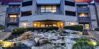 The Falls Gallery 24