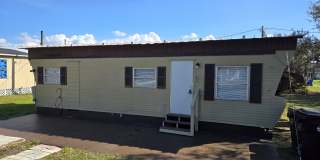 2013 Palm Street Gallery 1