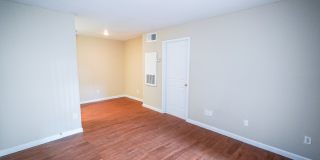 La Esencia Gallery 13