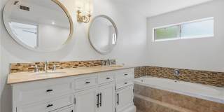 1222 Kings Road Gallery 1