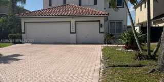13590 SW 144th Ter Gallery 1