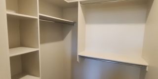 3 bed 2 bath Townhome for rent, small dog under 20 lbs allowed! Gallery 16