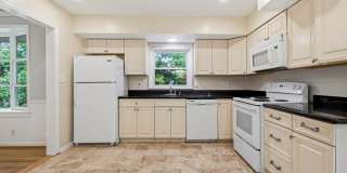 9017 SAINT ANDREWS Place Gallery 15