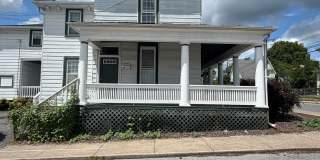 702 Nelson Street - Charming 3BR/1BA in Staunton! Gallery 1