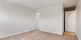 4427 Camero Avenue Gallery 11