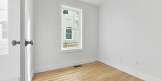 62 W Milton St Gallery 11