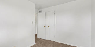 Newly remodelled 3 bedroom ranch - available May 1st!!! Gallery 14