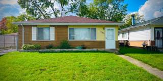 3 Bedroom 1.5 Bathroom-Calumet City Gallery 1