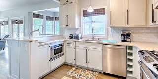 94 Pointe Circle Gallery 1