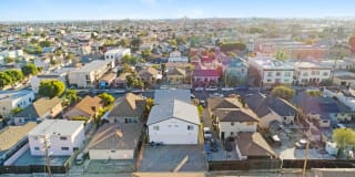 2439 Malabar Street Gallery 25